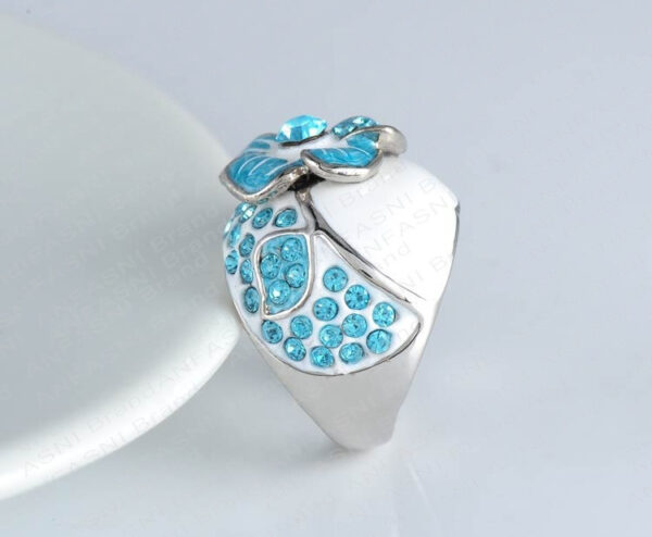 Austrian Crystal Rings Real Platinum Plated Flower Fingerring - Image 5