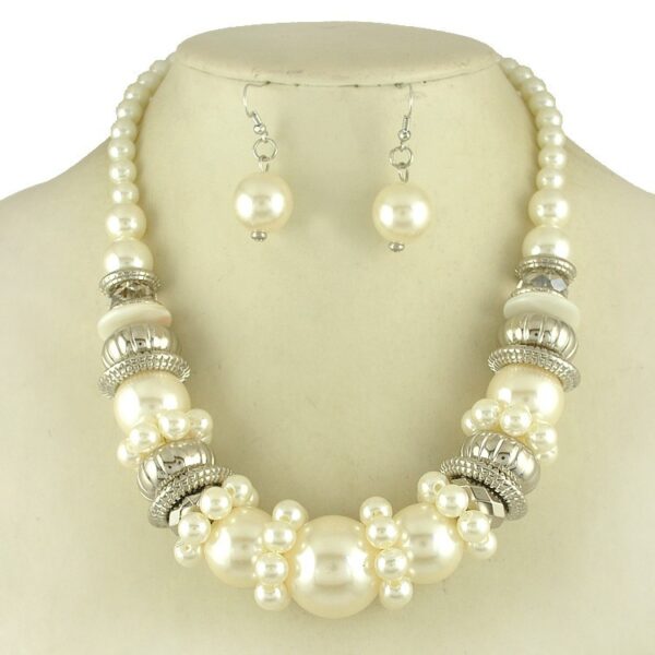 Pearl Beads Necklace & Earings Set