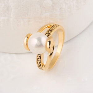 Vintage Luxurious Personality Big Pearl Plated 18K Gold Plated Ring
