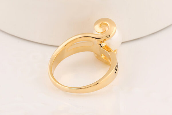 Vintage Luxurious Personality Big Pearl Plated 18K Gold Plated Ring - Image 5