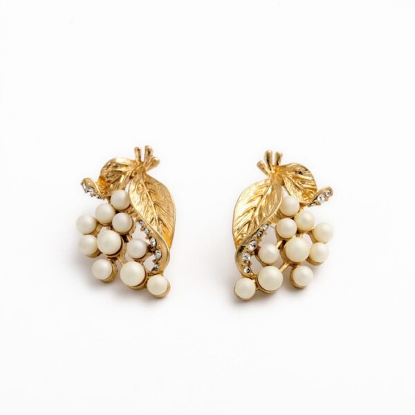 Stud Earrings Gold Color Leaf White Beads Women Earrings - Image 4